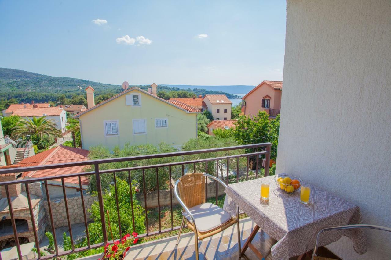 Guesthouse Maver Cres Exterior photo