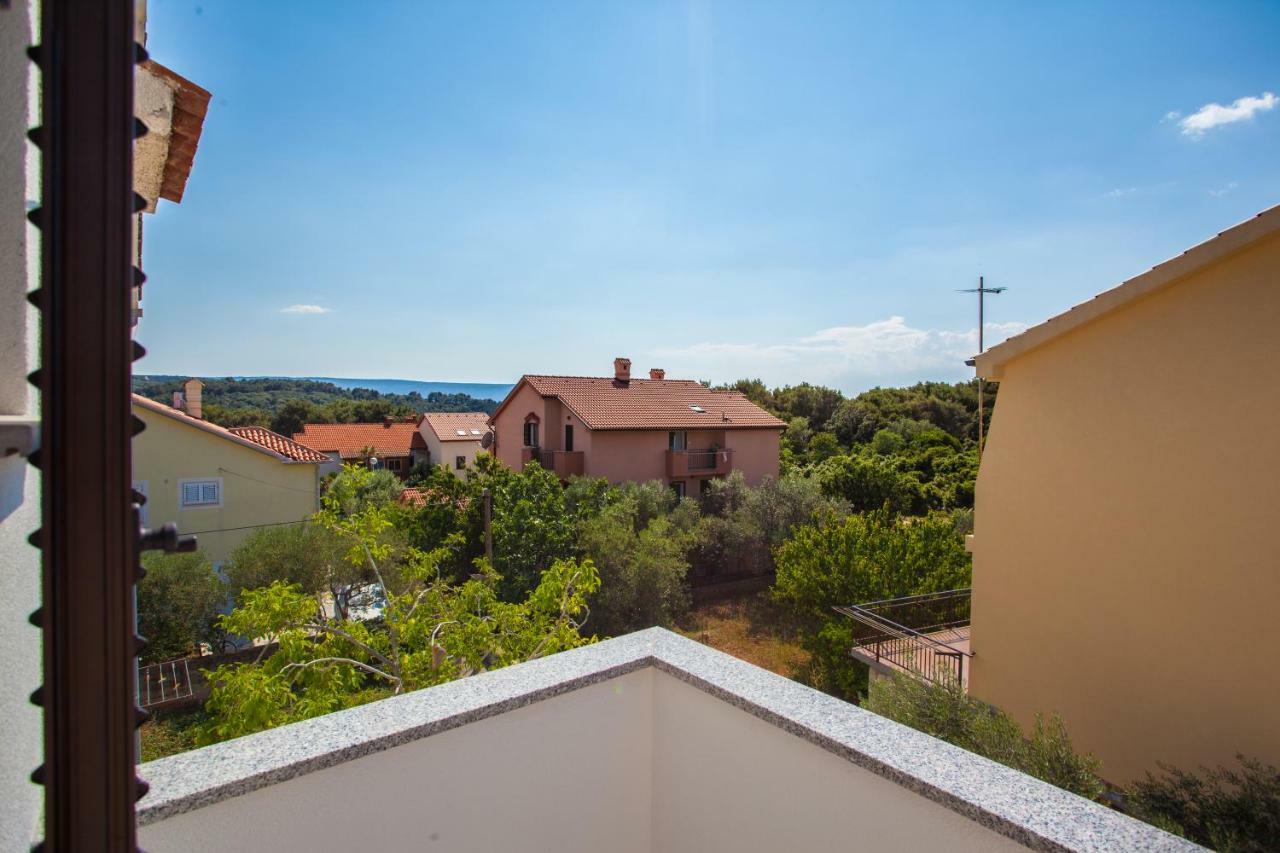 Guesthouse Maver Cres Exterior photo